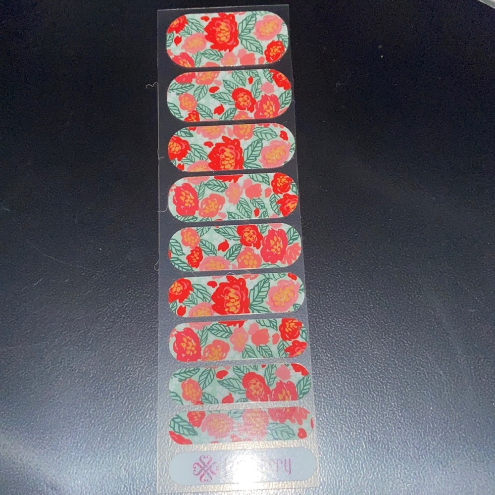 ✨5 for $20✨ Jamberry half sheet exclusive